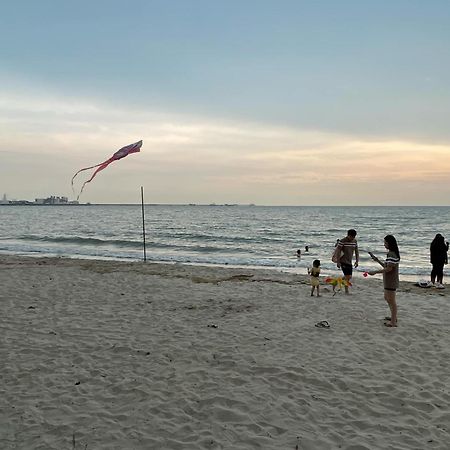 Private,Glory Beach Resort Port Dickson-Negeri Sembilan Экстерьер фото